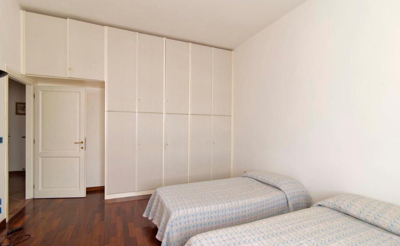 Appartamento Donella Con Parcheggio Privato Сан-Джиминьяно Экстерьер фото